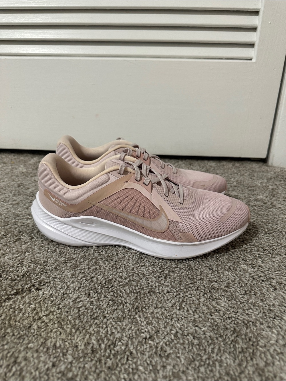 Nike Women's Light Pink Running Shoes